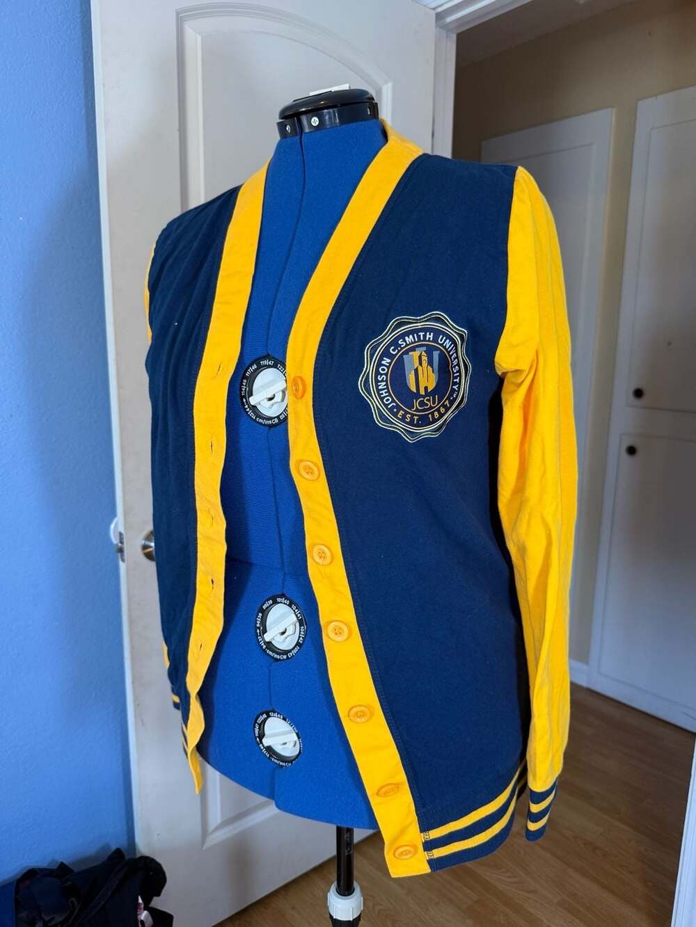 Big Boy Headgear Johnson C. Smith University Lightweight Cardigan blue yellow go